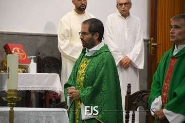 Lomo Magullo le da la bienvenida a su nuevo párroco/Francisco Javier Santana.